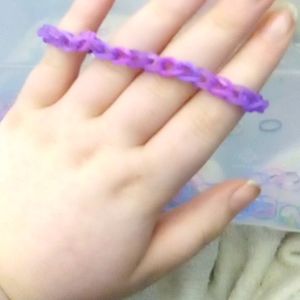 Different purple loom braclet